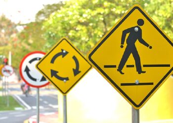 Dishub Sumbar Diminta Perbaiki Rambu-rambu Lalu Lintas Rawan Kecelakaan