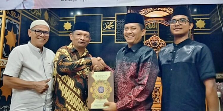 Bantuan Pembangunan Masjid Taqwa Guo, Evi Yandri Soroti Tantangan Generasi Muda