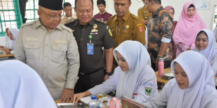 Program MBG di Agam Dimulai