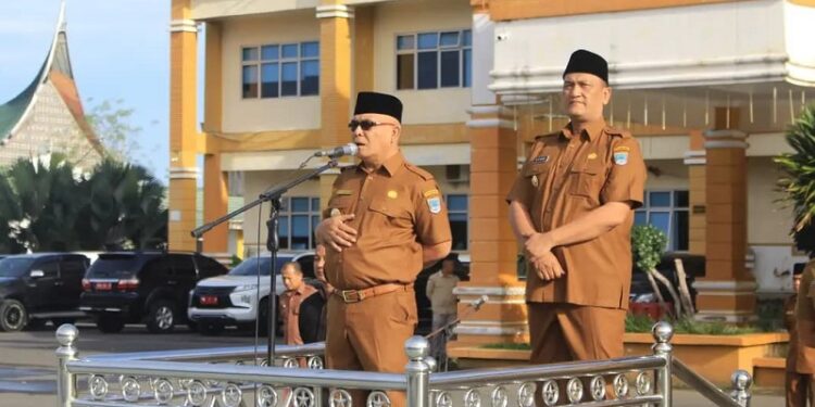 Pemda Pasbar Gelar Apel Gabungan dan Halalbihalal Pascalebaran