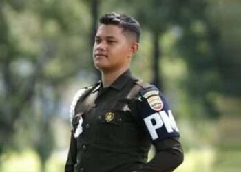 Kisah Inspiratif Pemuda Dharmasraya, dari Tukang Angkut Air Galon jadi Polisi Militer