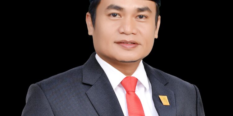 Anggota DPRD Kota Padang, Fraksi PKB, Zalmadi. [foto : ist]