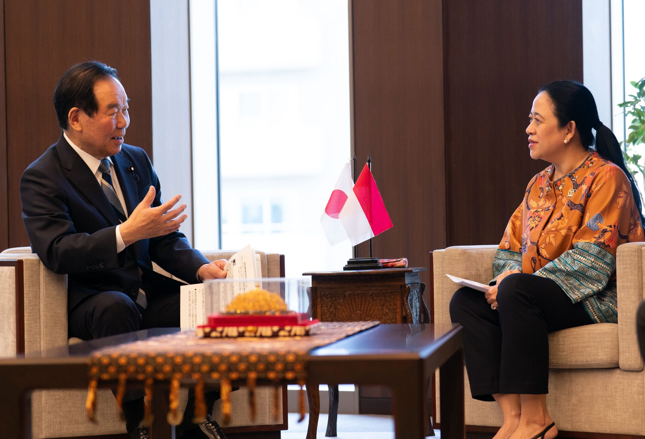 Ketua DP RI, Puan Maharan bersama Ketua Parlemen Jepang, Nukaga Fukushiro. [foto : ist]