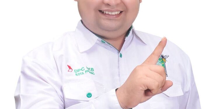 Ketua DPC PKB Kota Padang, Yusri Latif. [foto : ist]