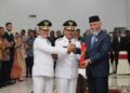 Bupati dan Wakil Bupati Pasaman, Welly Suhery - Parulian bersama Gubernur Sumbar, Mahyeldi saat acara pelantikan. Jum'at, (30/05/2025) [foto : net]