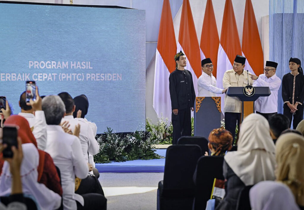 Presiden Prabowo Subianto meluncurkan Program Hasil Terbaik Cepat (PHTC) Presiden di SD Negeri Cimahpar 5, Kota Bogor, Provinsi Jawa Barat, pada Jumat, 2 Mei 2025. [foto : ist]