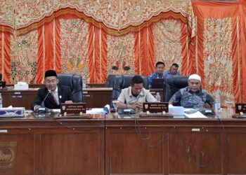 Sidang Paripurna, DPRD Pasbar Bentuk Pansus Tangani Konflik Lahan Ulayat Sikabau