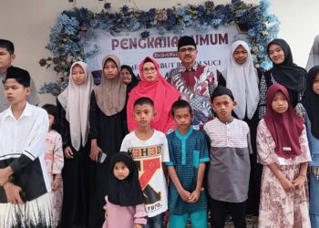 Sebanyak 22 anak - anak mengikuti sunatan massal di Jorong Sakato Beringin Sakti, Nagari Taratak Tinggi, Kecamatan Timpeh, Minggu (23/2/2025).