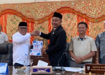 DPRD Pasbar Bahas Rancangan Awal RPJMD 2025–2029, Bupati Tegaskan Pentingnya Tepat Waktu