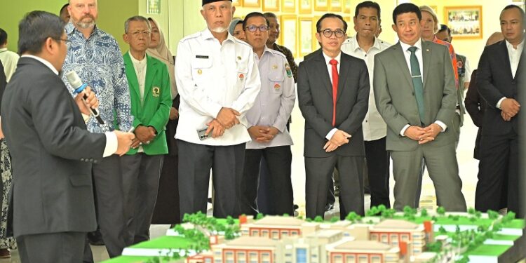 Minimalisir Risiko Bencana, Gubenur Mahyeldi Rekomendasikan Dua Langkah Strategis