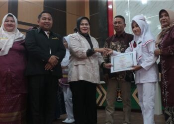 Capping Day FIKES Undhari: Langkah Awal Menjadi Perawat dan Bidan Profesional