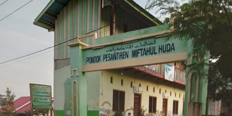 Pengasuh Ponpes Miftahul Huda Dharmasraya Diduga Cabuli Puluhan Santriwati