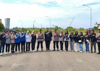 Brimob Sumbar dan Undhari Adakan Bakti Sosial di Sport Center, Peringati Hari Bhayangkara