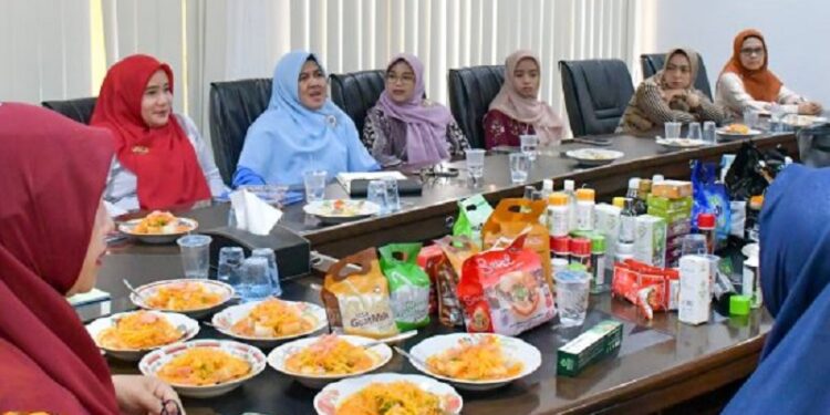 DWP Agam Dorong Perempuan Promosikan Produk Lokal Berkualitas