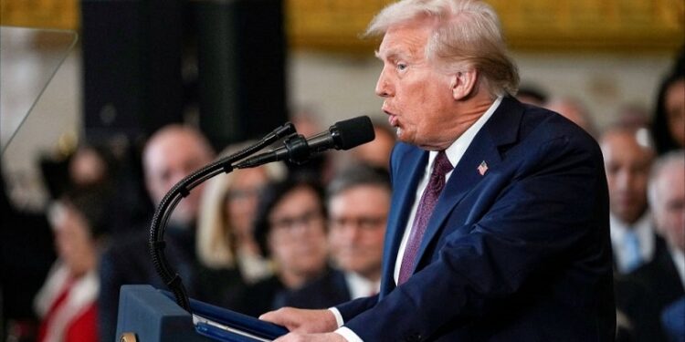 AS Naikkan Tarif Impor India, Trump Sebut Ada ‘Penalti’ Tambahan