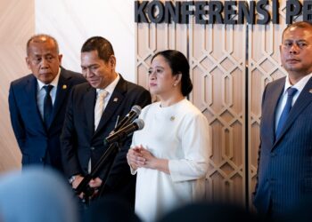 Ketua DPR RI, Puan Maharani saat konferensi Pers. [foto : ist]