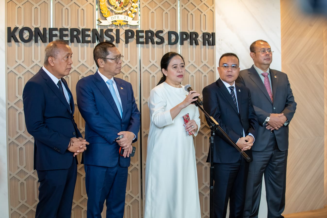 Ketua DPR RI, Puan Maharani saat konferensi pers.[foto : ist]