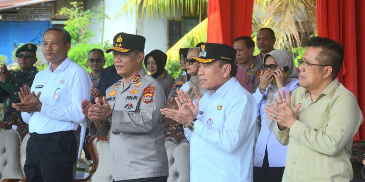 Wakil Wali Kota Padang Maigus Nasir menghadiri, Penanaman Jagung Serentak Kuartal III Tahun 2025.[foto : ist]