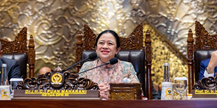 Ketua DPR RI, Puan Maharani saat Rapat Paripurna di Gedung DPR, Senayan, Jakarta. [foto : ist]