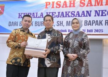 Rully Mutiara Resmi Gantikan Burhan, Pisah Sambut Kepala Kejari Agam Penuh Kehangatan