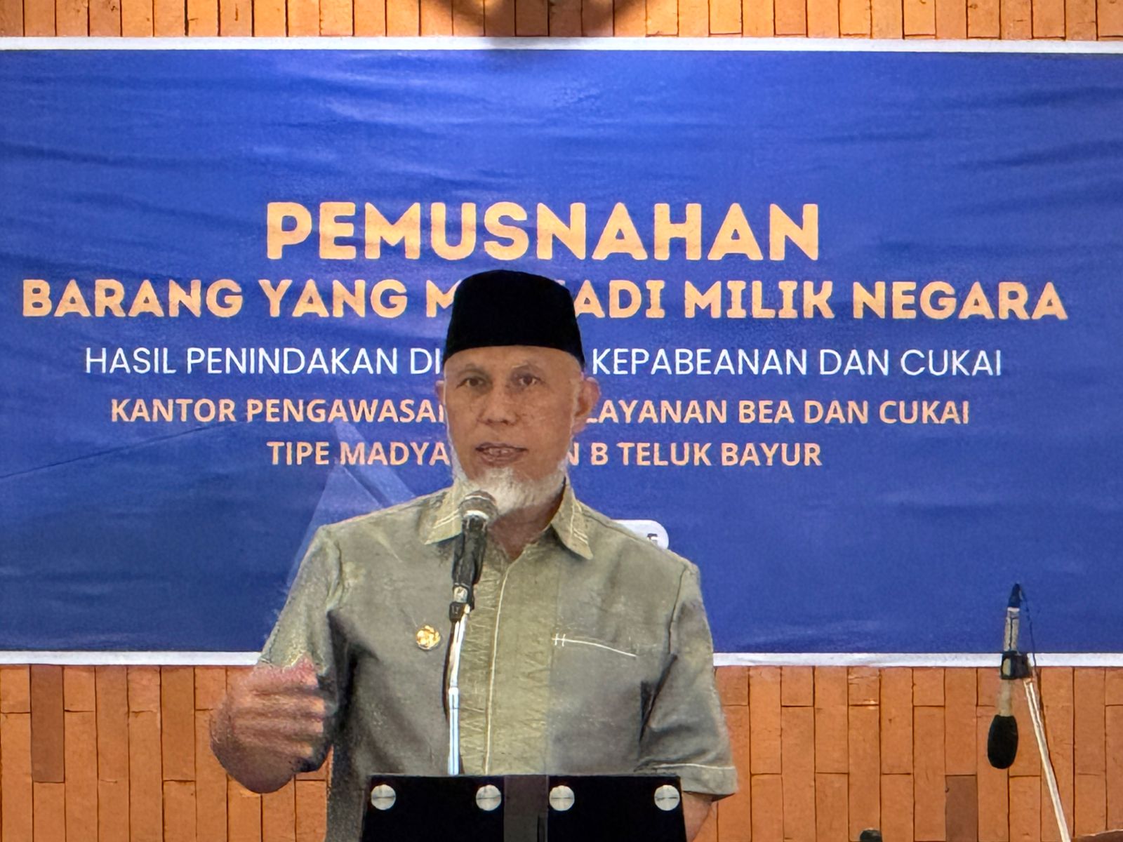 Gubernur Sumbar, Mahyeldi.[foto : ist]