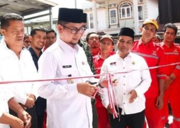 Baznas Bukittinggi Serahkan  Zakat bagi 183 Mustahik