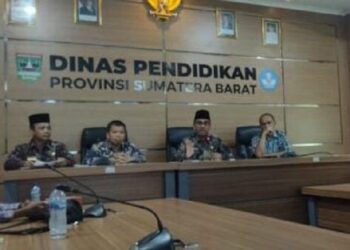 Pemprov Sumbar Sediakan 100 Ribu Kursi Siswa Baru SMA dan SMK, Perluas Pemerataan Pendidikan