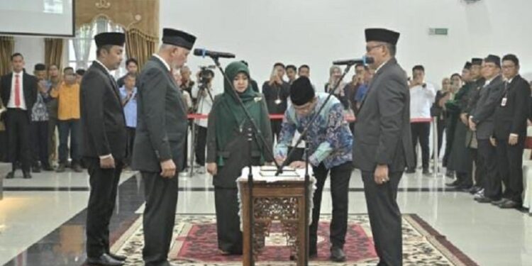 Gubernur Mahyeldi Apresiasi Yozawardi, Pejabat Sekda Kerja Senyap Tapi Berdampak