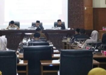 DPRD Bukittinggi Bahas RPJMD 2025–2029, Fraksi-Fraksi Sampaikan Pandangan Strategis