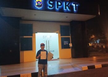 Dituding Tukang Tipu dan Tukang Peras, Wartawan Oscal Laporkan Akun Facebook Muhammad Geza ke Polda Sumbar