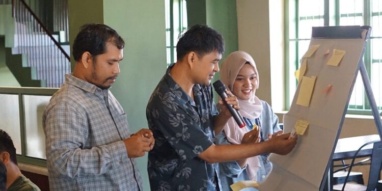 PKM UNP Gelar Pelatihan Jurnalisme Investigasi Isu Perubahan Iklim, Dukung SDGs 13