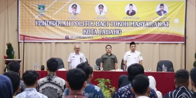 Wakil DPRD Sumbar M. Iqra Tekankan Pentingnya Pemahaman Politik di Masyarakat