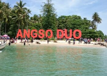 Pulau Angso Duo Pariaman Dibersihkan ASN Lewat Goro, Jadi Magnet Wisata Andalan