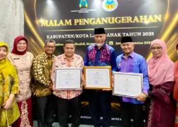 Agam Raih Penghargaan Kabupaten Layak Anak Tahun 2025