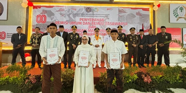 422 Warga Binaan Lapas Bukittinggi Terima Remisi HUT RI ke-80