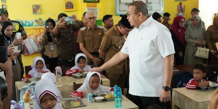 Kota Padang Targetkan 17 Dapur Makan Bergizi Gratis Terealisasi di 2025