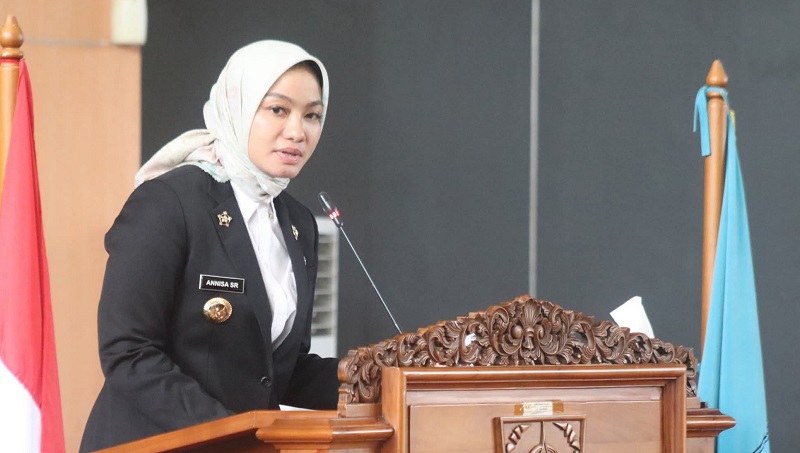Bupati Dharmasraya, Annisa Suci Ramadhani