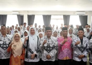 Bupati Jon Pandu Hadiri Konferensi ke-23 PGRI Kabupaten Solok