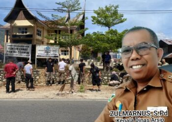 Kepala Dinas Arsip Kabupaten Solok, Zulmarnus.[foto : ist]