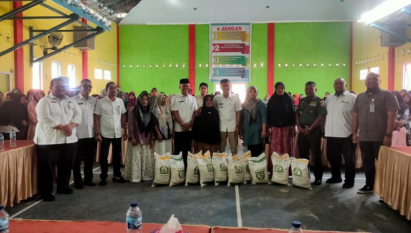 Pemkab Pessel kembali menyalurkan bantuan beras kepada puluhan ribu keluarga penerima manfaat (Foto: Ist)
