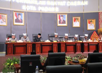 Sidang Paripurna Istimewa HJK Padang ke-356 yang dipimpin oleh Ketua, Muharlion.[foto : ist]