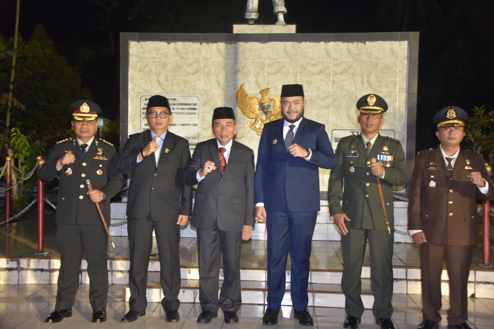 Apel kehormatan renungan suci.[foto : ist]