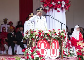 Wagub Sumbar, Vasco Ruseimy.[foto : ist]