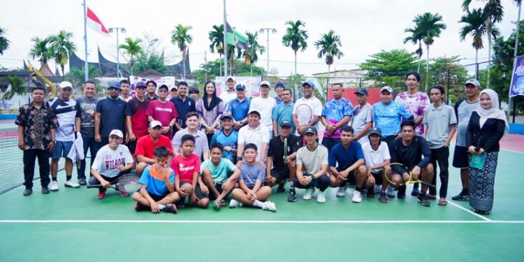 Kejuaraan Tenis HUT RI ke-80, Dharmasraya Jadi Tuan Rumah Ajang Sumbar–Riau–Jambi