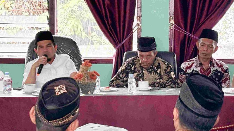 Wakil Bupati Solok, H. Candra saat hadir di Nagari Paninggahan (Foto: Ist)