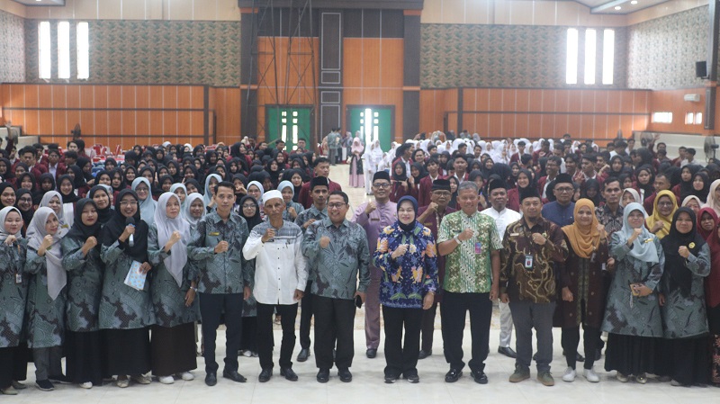 356 mahasiswa Undhari resmi dilepas untuk mengikuti PKL, PLP, dan Magang, Jumat (1/8/2025) (Foto: Ist)