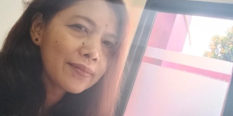 Aspek Fonologis dan Keformalan Bahasa