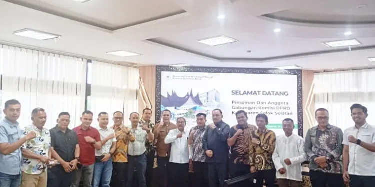 Komisi DPRD Solsel Konsultasi ke DPRD Sumbar
