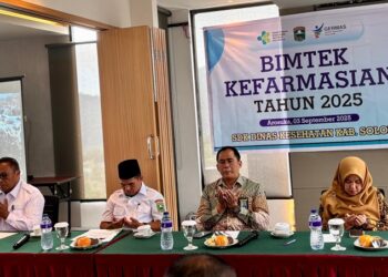 Cegah Penjualan Obat Tanpa Resep, Pemkab Solok Beri Pembinaan Lewat Bimtek Kefarmasian 2025