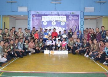 Festival Bulutangkis U-15 Piala Menpora Regional Sumbar 2025, Aprillio dan Amelia Jadi Juara